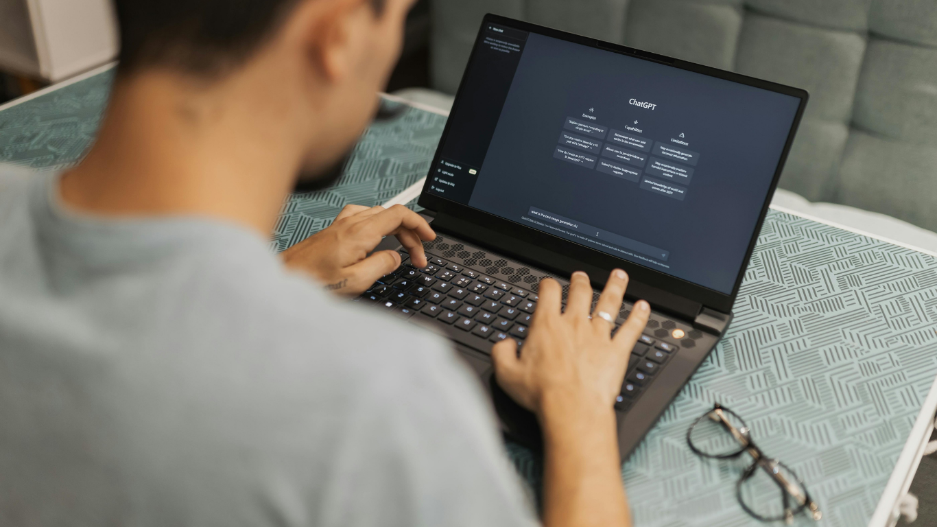 a person prompting to AI chat bot